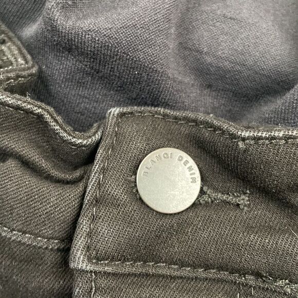 Blanqi Maternity Black High-Waisted Jeans with Distressed Knees size 6 - Picture 4 of 9